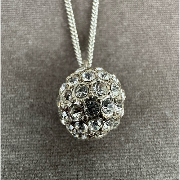 💎 Reduced again! Crystal silver disco ball necklace - Picture 1 of 3